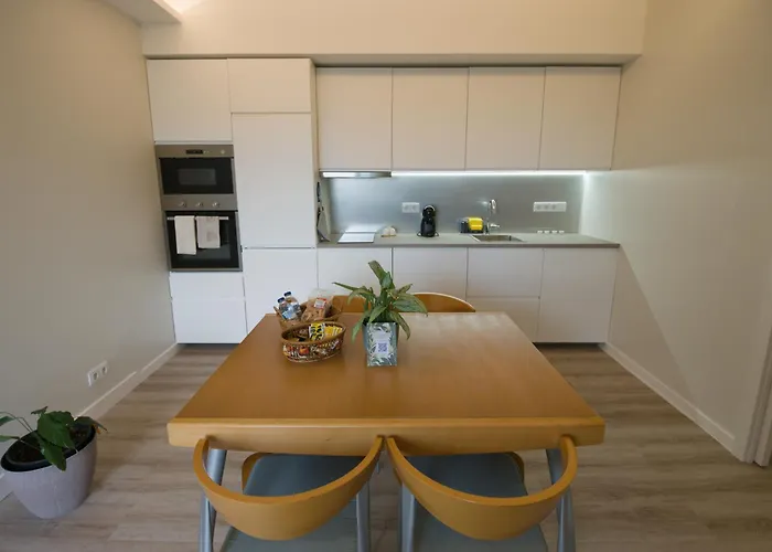 Διαμέρισμα Rosa Garden Retreat